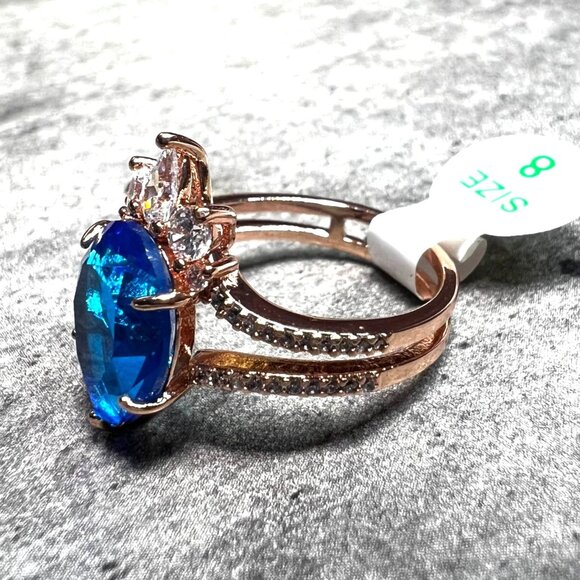 Ring Bomb Party Ring, size 8, NWOT, Blue stone rose gold color band - Picture 6 of 8